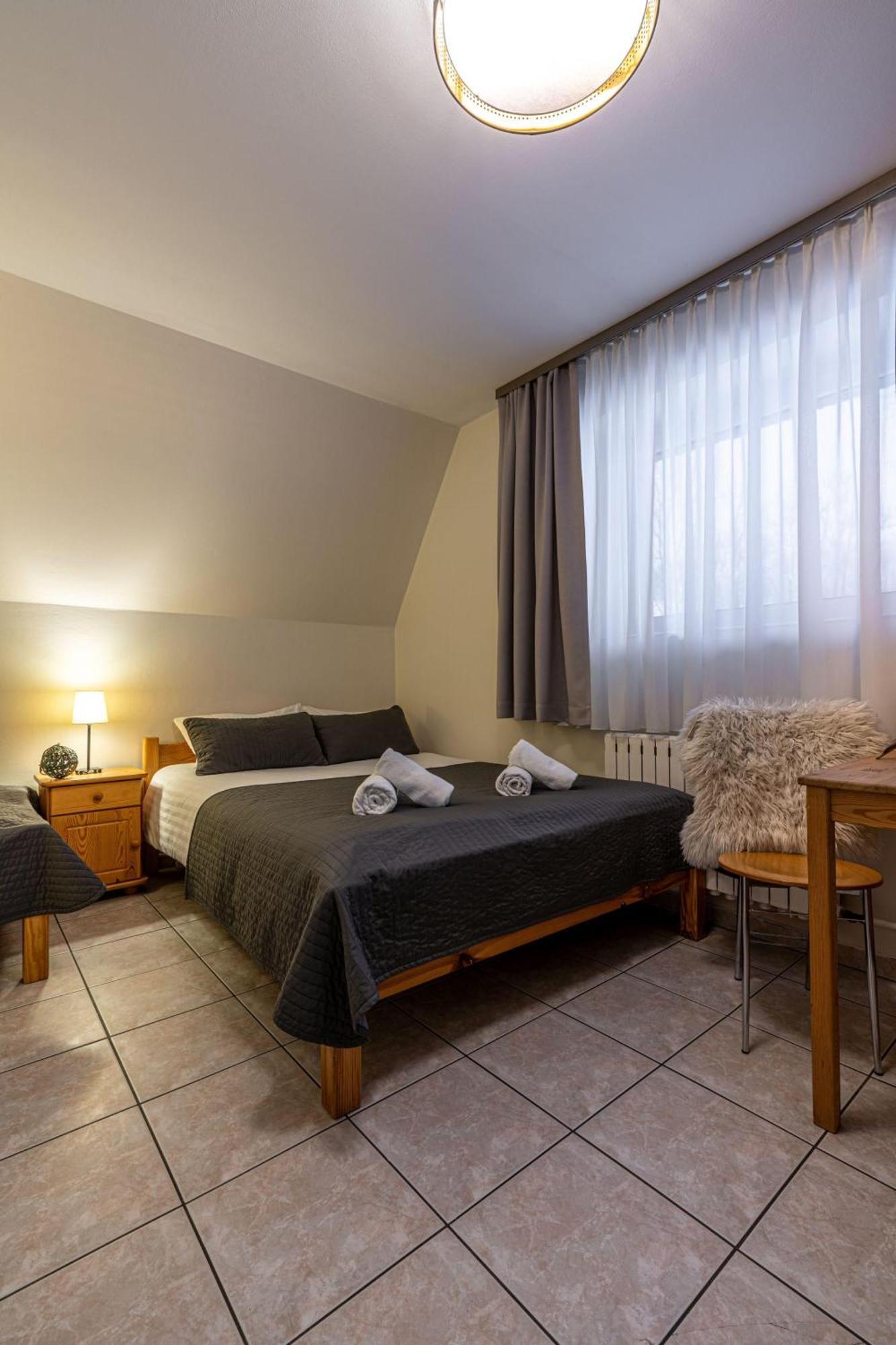 Liberta Inn - Pokoje Goscinne Закопане Екстериор снимка
